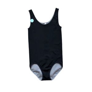 Assets by spanx size L Reversible black to grey